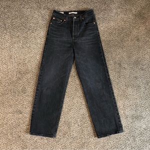 Levi’s Ribcage Straight 25